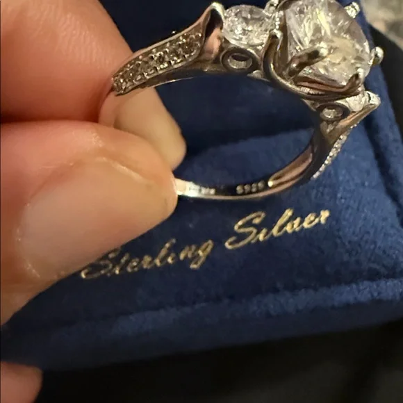 Giorgio di Vicenza 925 Sterling Silver Ring 💍 Size 9 Sparkling Engagement - Picture 5 of 5